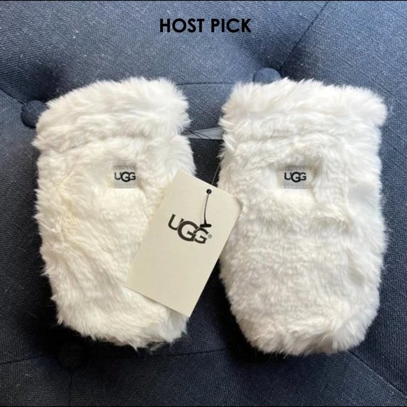 *HP* NWT! Kids Ugg Faux Fur Mittens 4-6 yrs - Picture 1 of 11